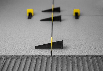 Система выравнивания плитки СВП Зажим 1 мм TLS-Profi 500 шт